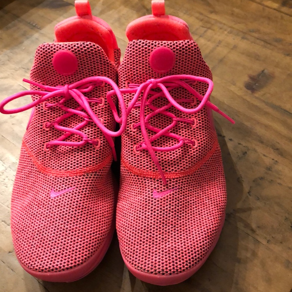 Nike shoes women